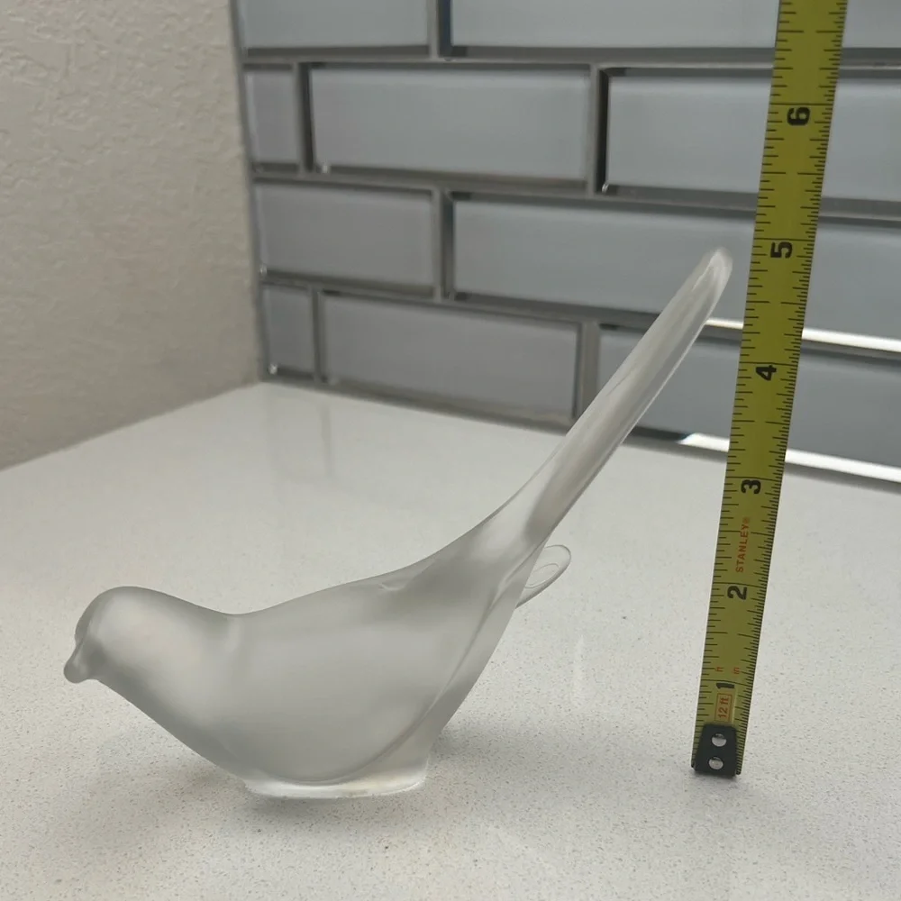 Vintage Fenton Frosted Satin Happiness Bird 1970s